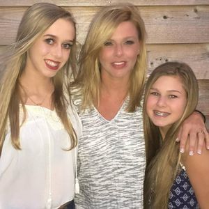 Meet your Posher, Casey